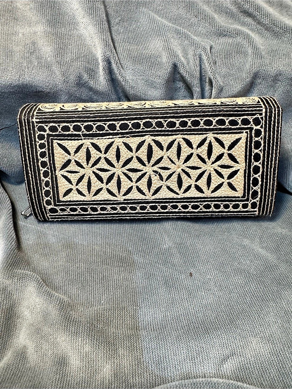 Indonesian Acehnese embroidered long wallet